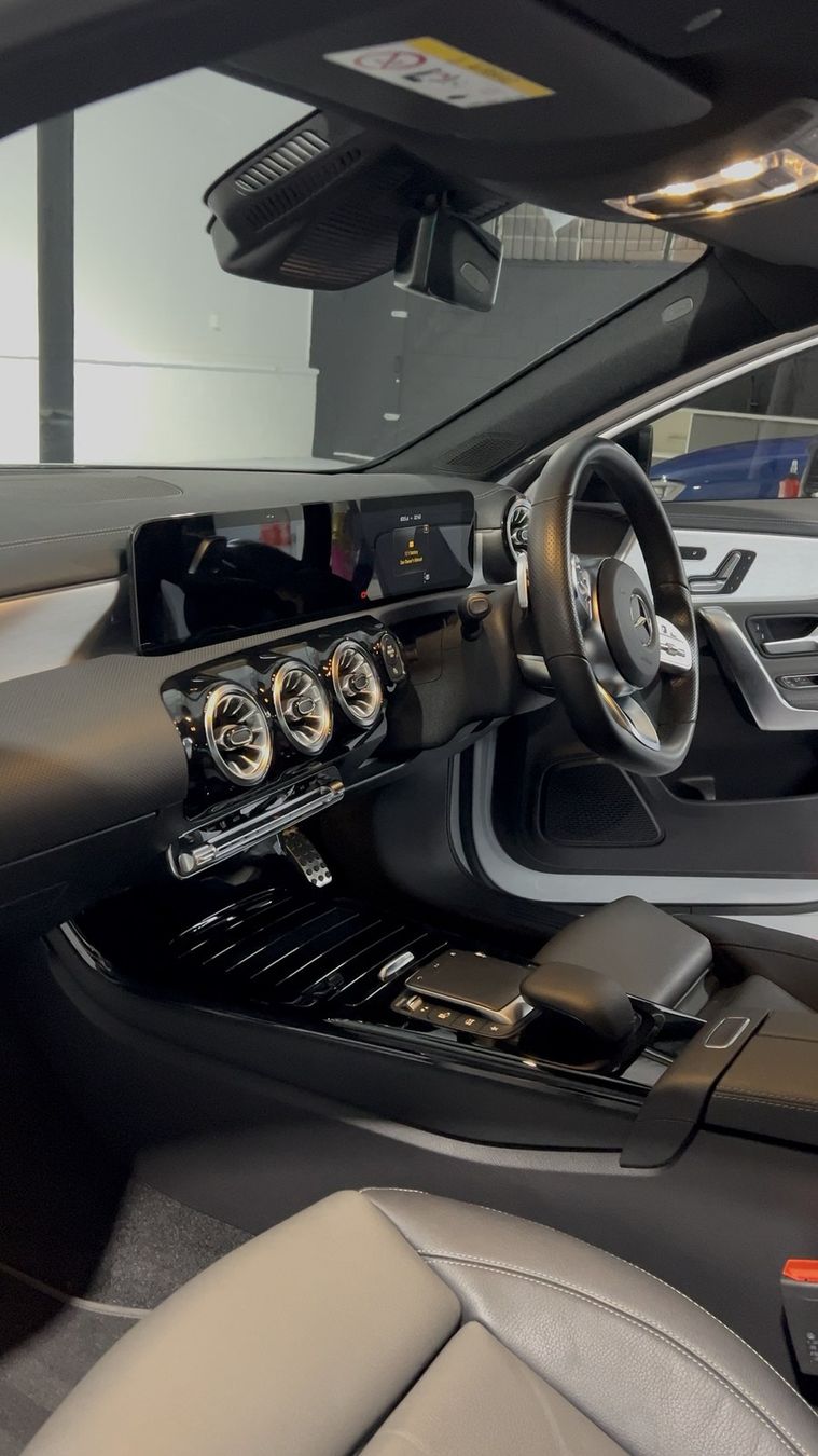 Concours Collective detailing work