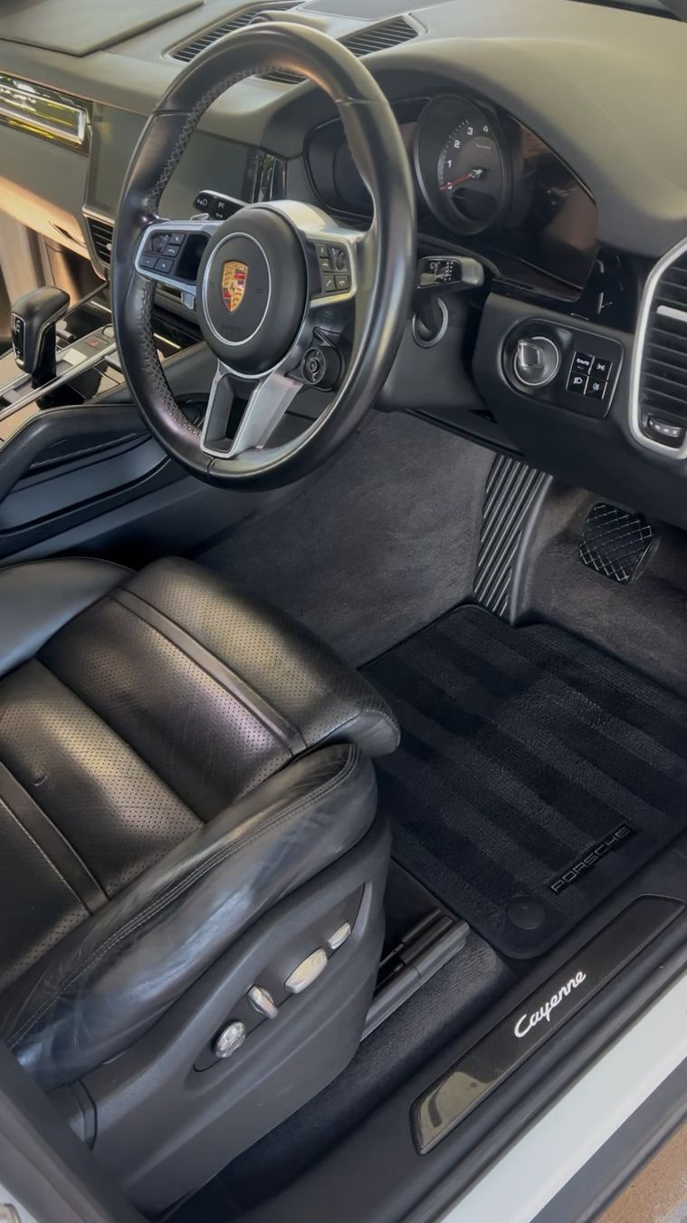 Concours Collective detailing work