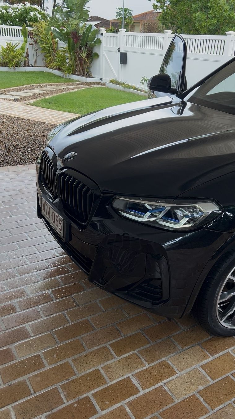 Concours Collective detailing work