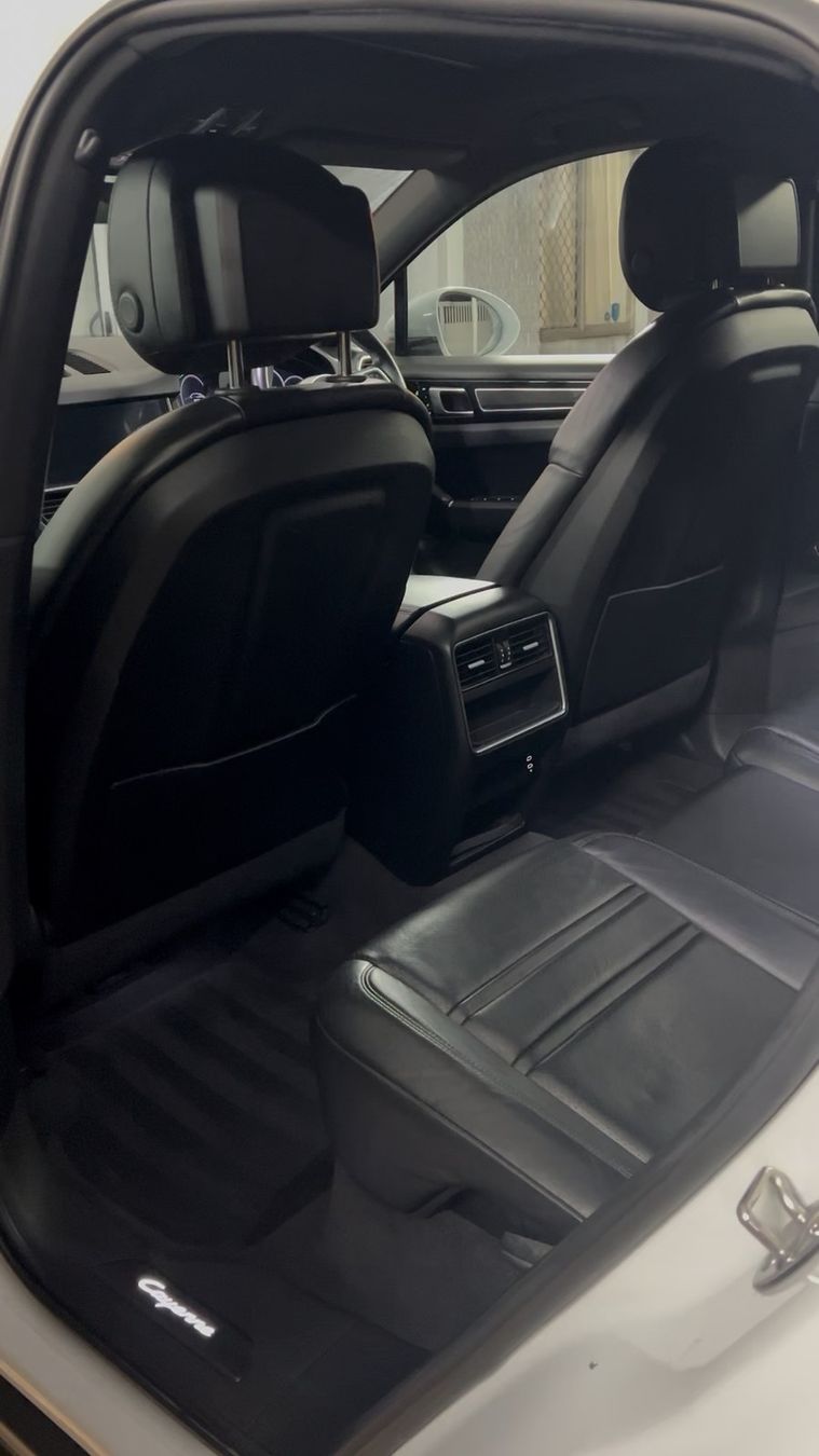 Concours Collective detailing work