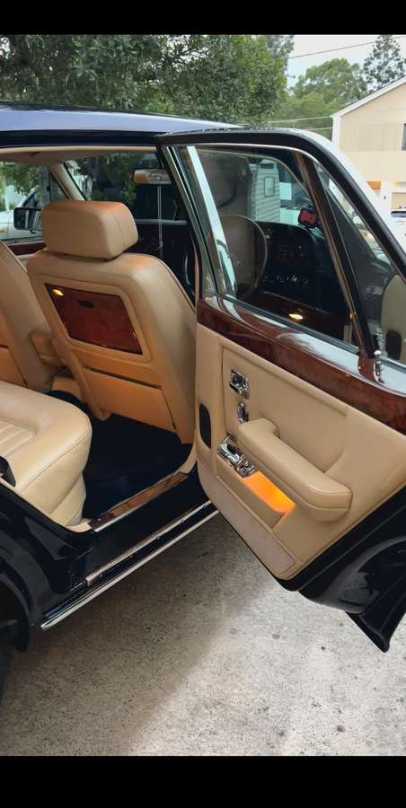Interior Deluxe
